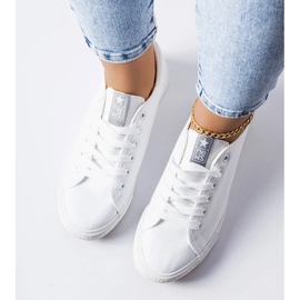 Evento Tênis clássico branco Ancelote 1