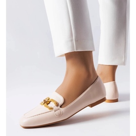 Mocassins bege com fivela Rousseau 1