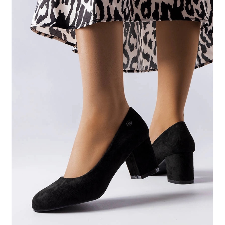 Sapatos Picard elegantes pretos 1