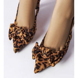Salto com estampa de leopardo e laço Olengo castanho 1