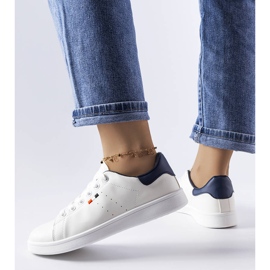 Tênis branco Mothé couro ecológico 1