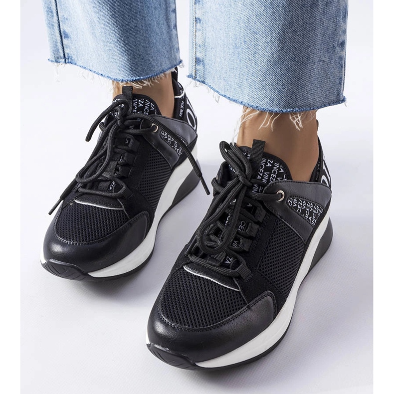 Tênis preto Vinceza 1