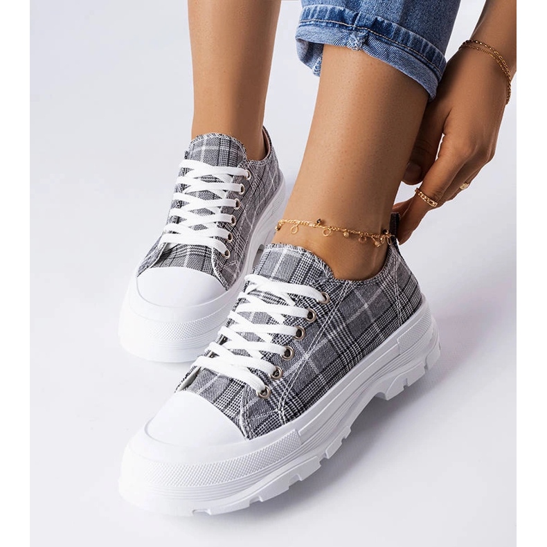 Tênis xadrez cinza McKeylor 1