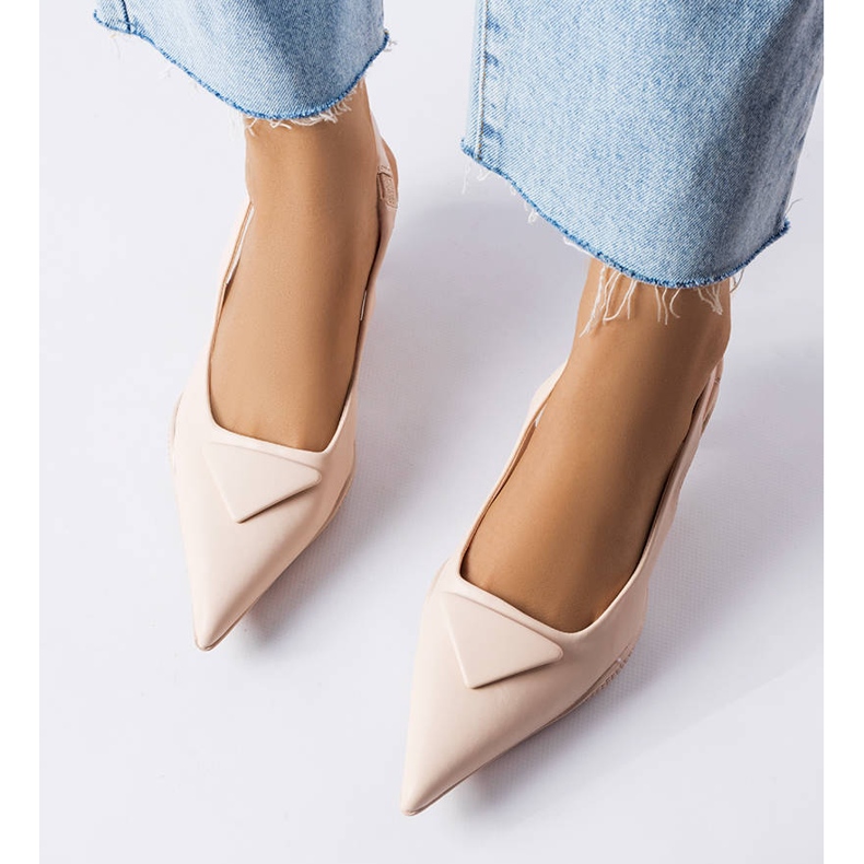 Sandália salto baixo bege, Gougeon 1