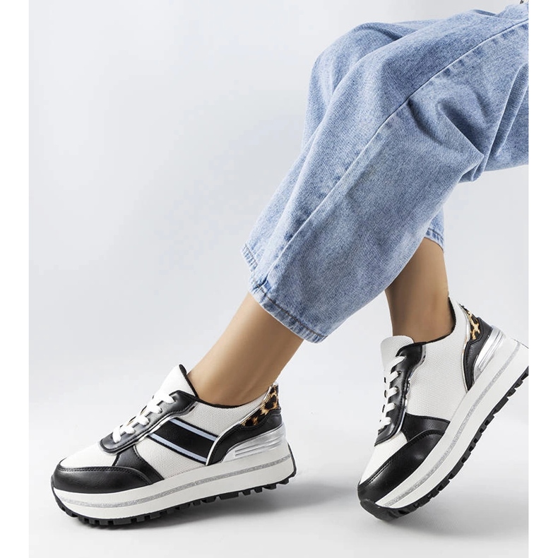 Tênis preto com apliques de glitter Lang branco 1