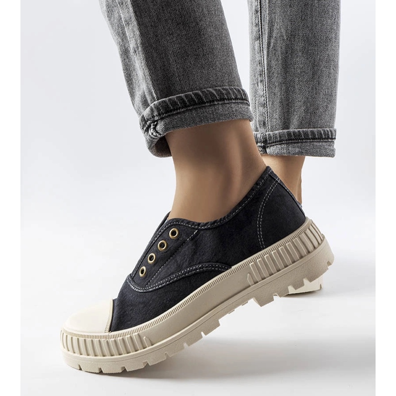 Tênis preto Walton 1