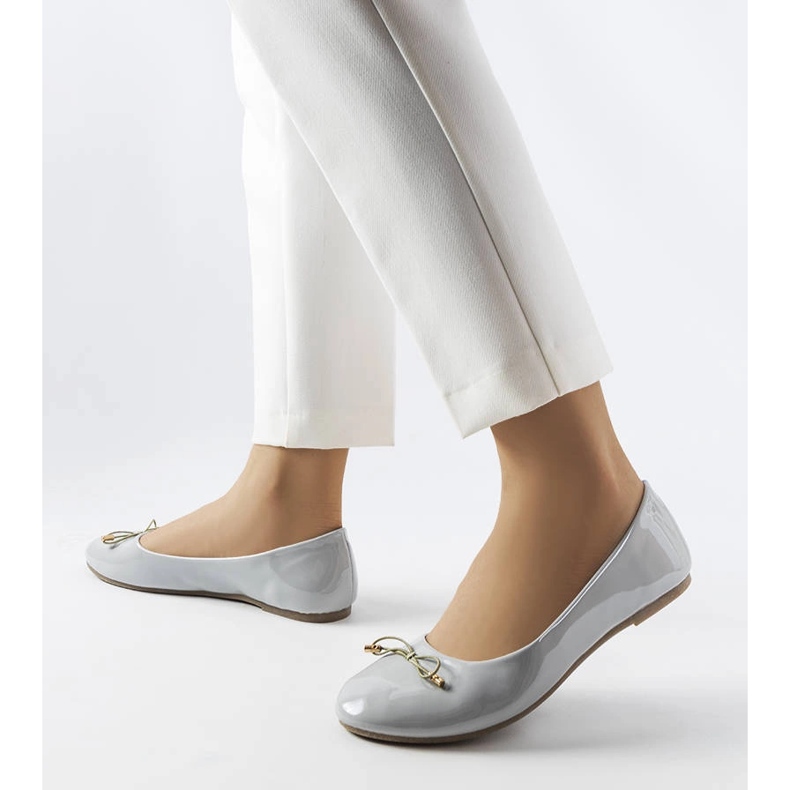 Bailarinas lacadas cinza Lakewood 1