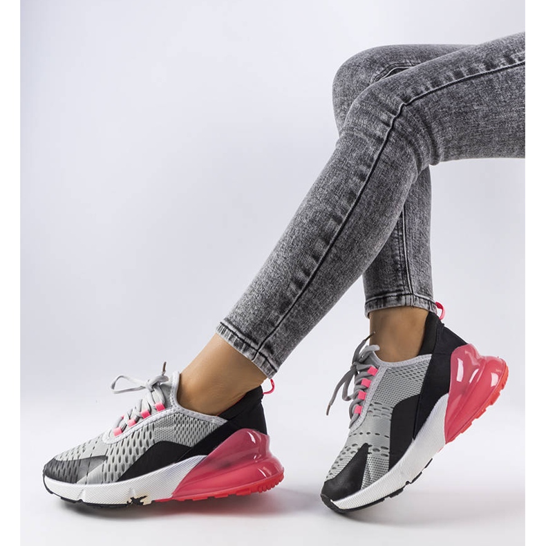 Tênis esportivo cinza Court 1