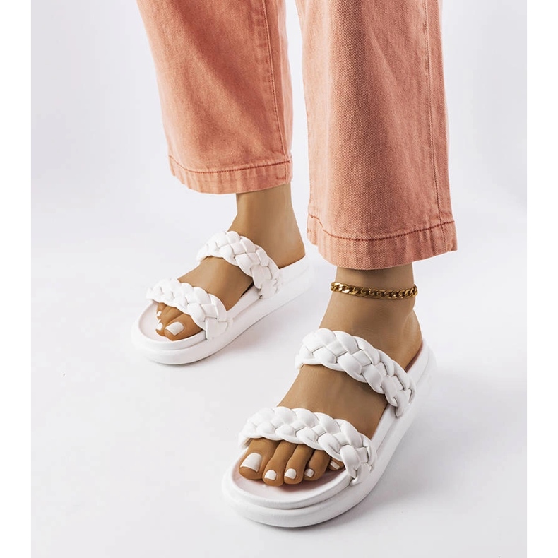 Pantufas brancas angas branco 1