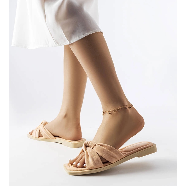 Inna Chinelos rosa feitos de camurça ecológica da Pride 1