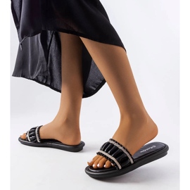 Chinelos pretos com strass Anapor 2
