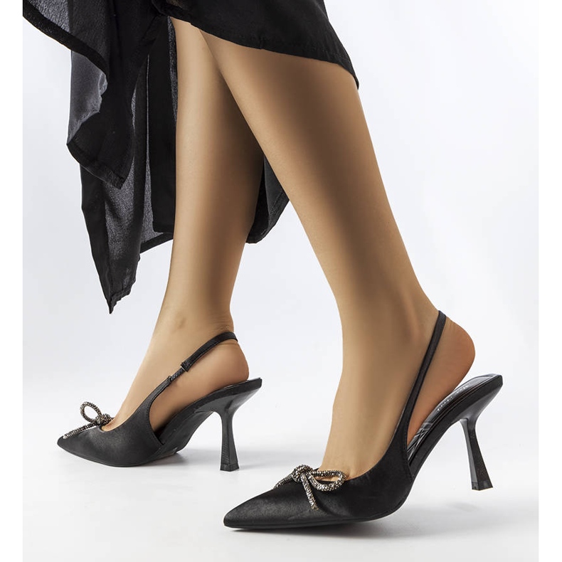 Salto preto com laço Wildrose 2 Salto preto com laço Wildrose 2