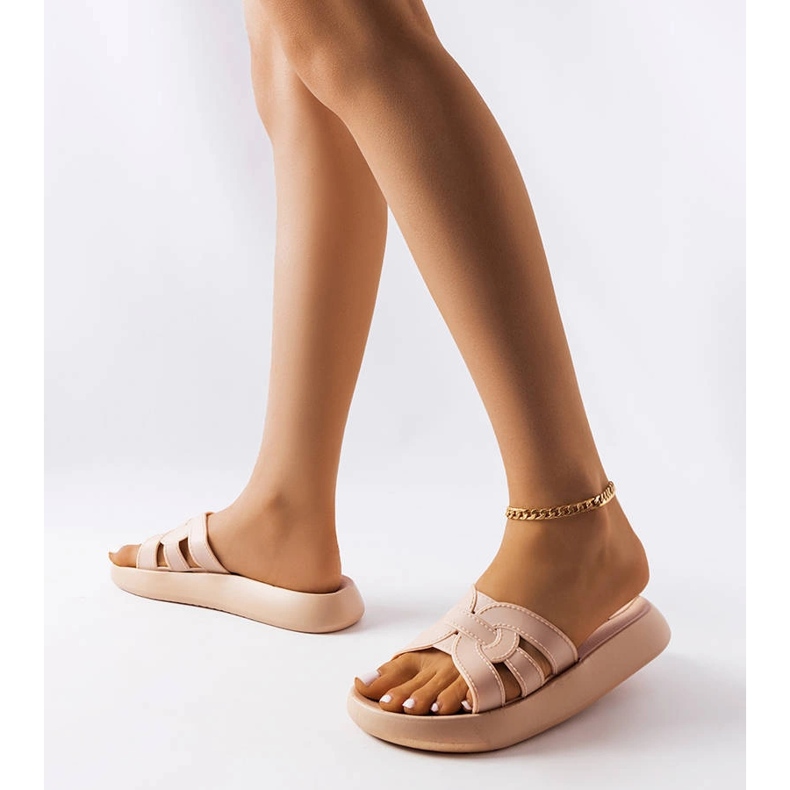 Chinelos de borracha bege da Coudert 1