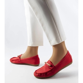 Mocassim vermelho com acabamento fosco da Sorel 1