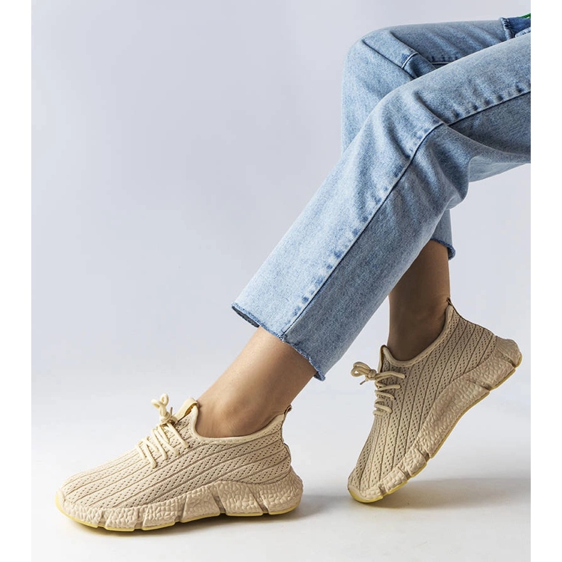 Tênis esportivo bege claro Élodie 1