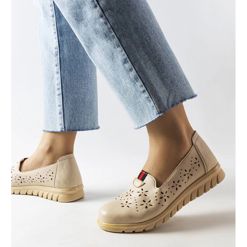 Mocassim bege claro Joli 1