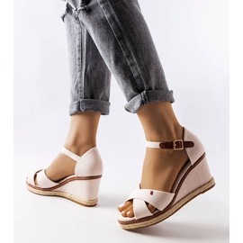 Espadrille branco Eleonora com cunha bege 1 Espadrille branco Eleonora com cunha bege 1