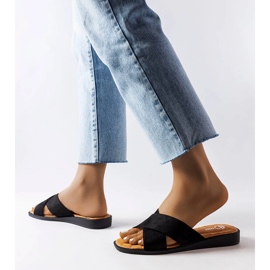 Tiana chinelos pretos 2