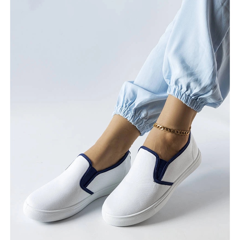 Tênis branco de tecido Cagliari 1