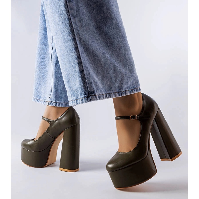 Sapatos de salto alto verde Colle 1