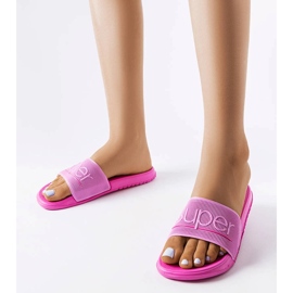 Chinelos de borracha rosa da Azelio 1