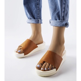 Sandália plataforma marrom Monferrato. castanho 1