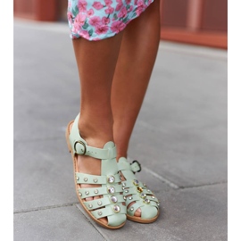 Sandálias verdes decoradas com strass da Gaetano 2