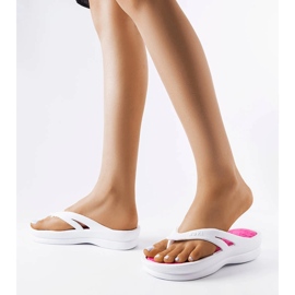 Chinelos Isla branco claro 2