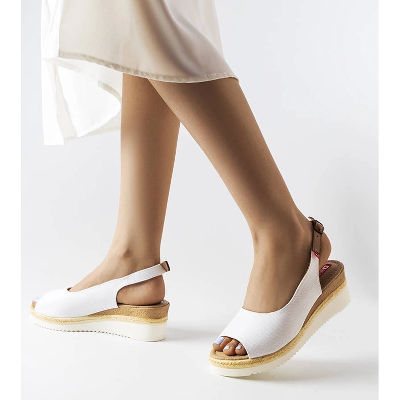 Sandália de cunha branca Big Star JJ276047 branco 1