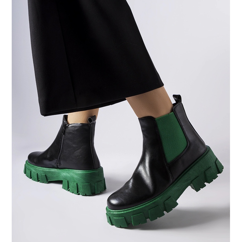 Botins maciços Petronio pretos e verdes 1