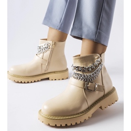 Botins bege com correntes decorativas da Mezzavia 1