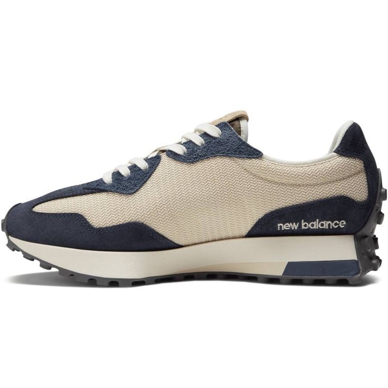 Tênis New Balance bege 1