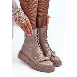 Botins femininos envernizados com decoração bege S.Barski MR870-67 1