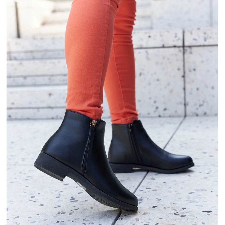 Botins rasos com isolamento preto Paien 2