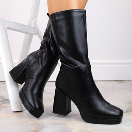 Botas femininas de salto alto com elástico, isoladas pretas Jezzi RMR2288-5 preto 1 Botas femininas de salto alto com elástico, isoladas pretas Jezzi RMR2288-5 preto 1