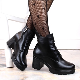 Botins femininos com salto alto e plataforma, isolados pretos Potocki SZ12229 1