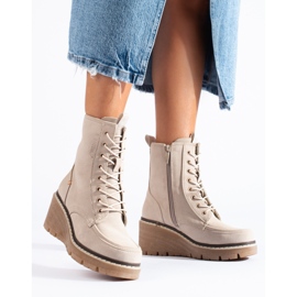 Goodin Botas de cunha com cadarço Shelovet bege 1 Goodin Botas de cunha com cadarço Shelovet bege 1