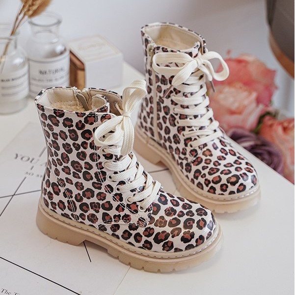 Botins infantis isolados com zíper, Dolida bege e marrom 1