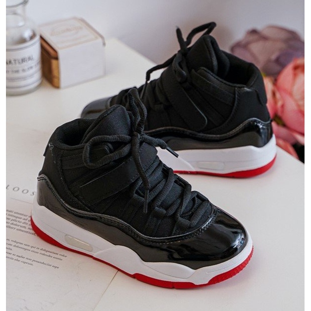 Calçado desportivo infantil com atacadores preto e vermelho Darina 2