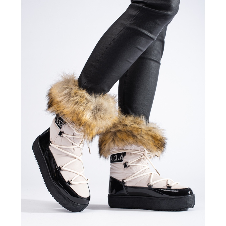 Botas de neve bege e pretas com pelo da Vinceza 1 Botas de neve bege e pretas com pelo da Vinceza 1