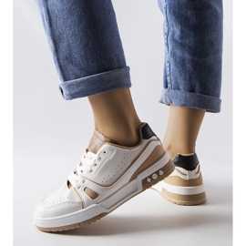 Tênis branco com detalhes bege Willson 1