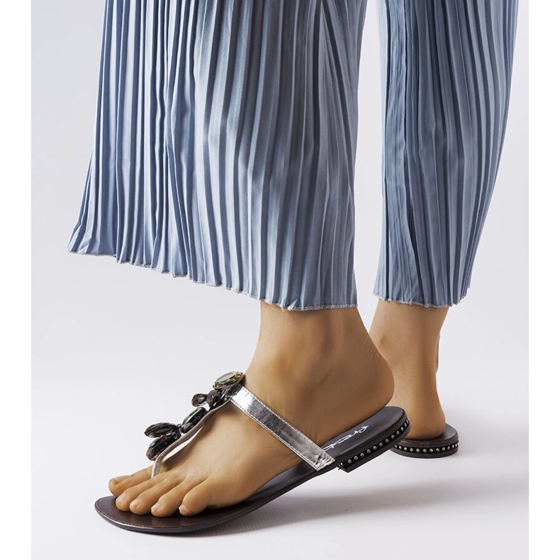 Chinelos elegantes prateados Zarattini prata 1