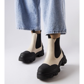 Botins bege e preto Sibyla 1 Botins bege e preto Sibyla 1