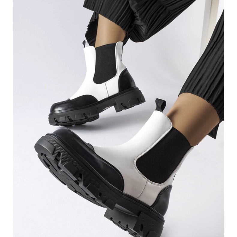 Inna Botas pretas e brancas da Albany branco 1