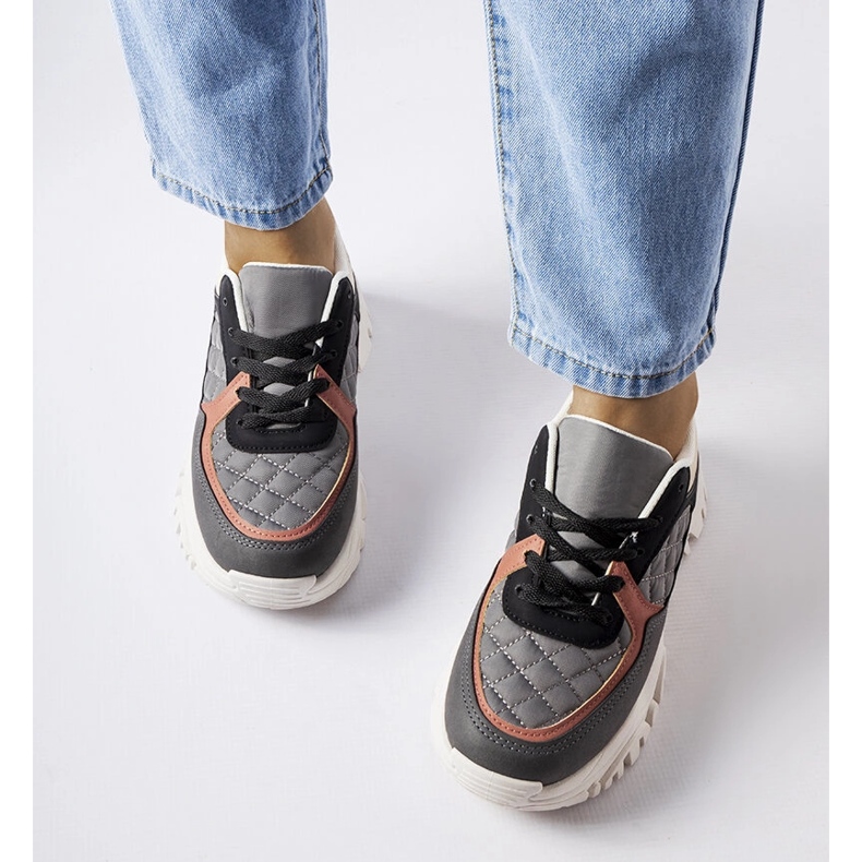 Inna Tênis cinza com detalhes coloridos da Esquibel 2 Inna Tênis cinza com detalhes coloridos da Esquibel 2