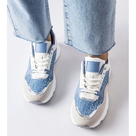 Sapatos azuis e brancos com detalhes prateados do Rio 1 Sapatos azuis e brancos com detalhes prateados do Rio 1