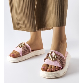 Slides decorativos de borracha rosa da Bérard 1