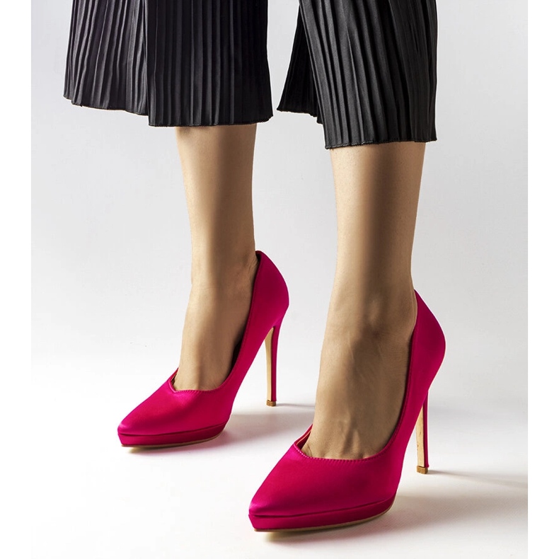 Sapatos de cetim rosa Silje 1