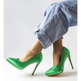 Sapatos de cetim verde da Silje 1