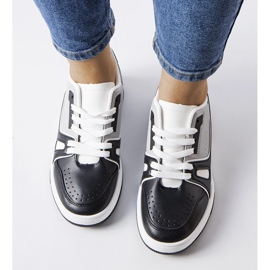 Tênis esportivo preto Willson 1